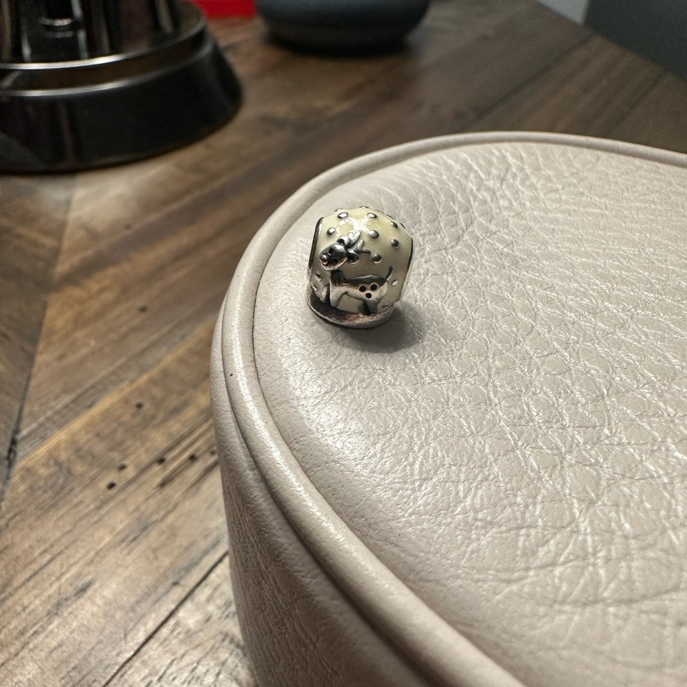 Pandora Merry Xmas Globe bead